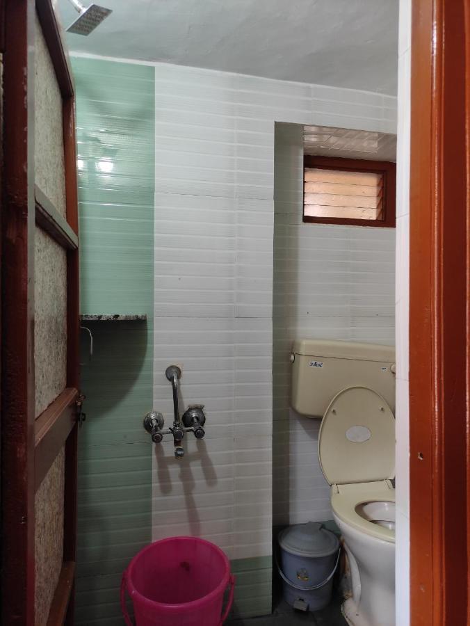 Rocky Guesthouse Hampi Esterno foto
