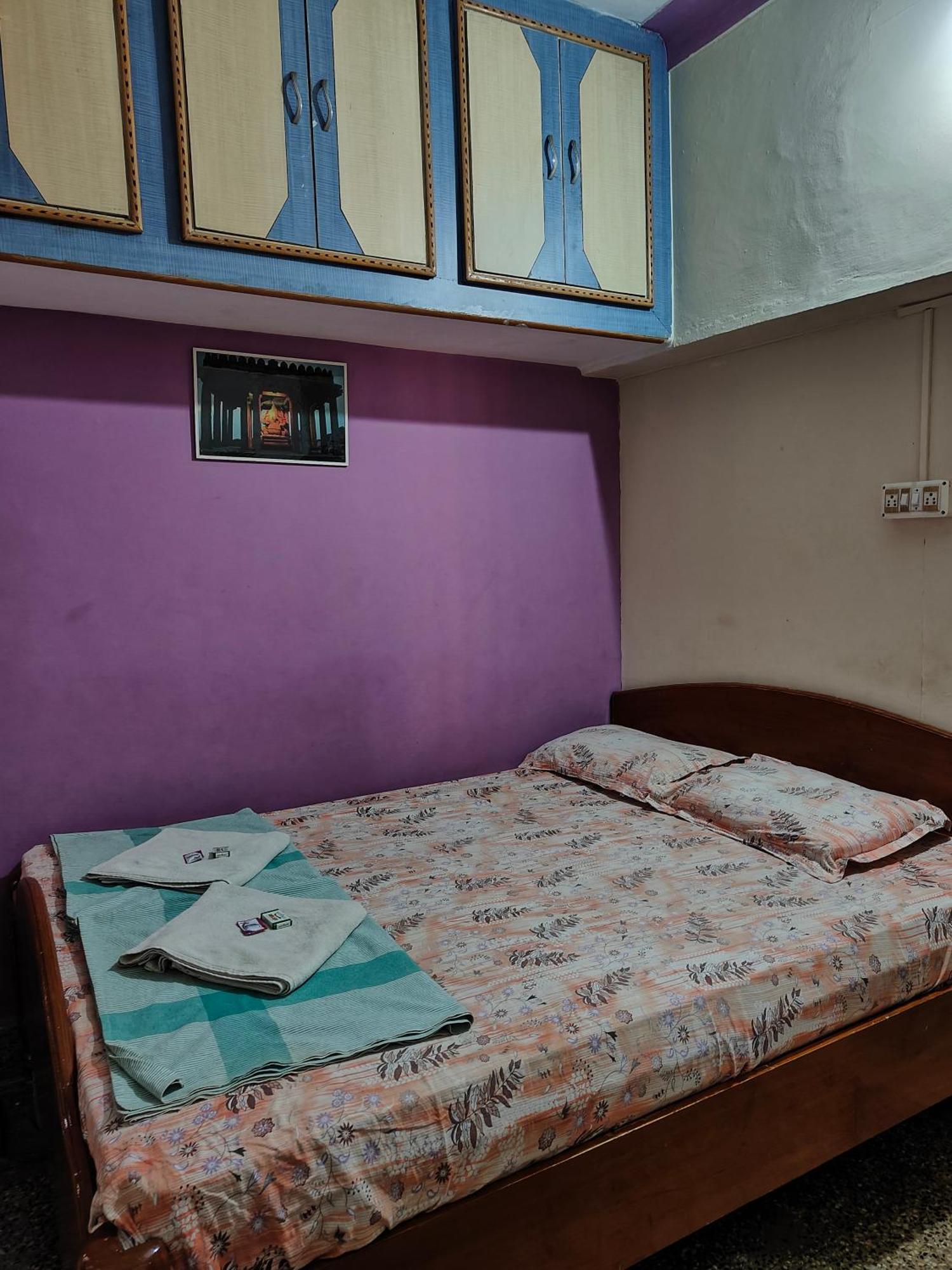 Rocky Guesthouse Hampi Esterno foto