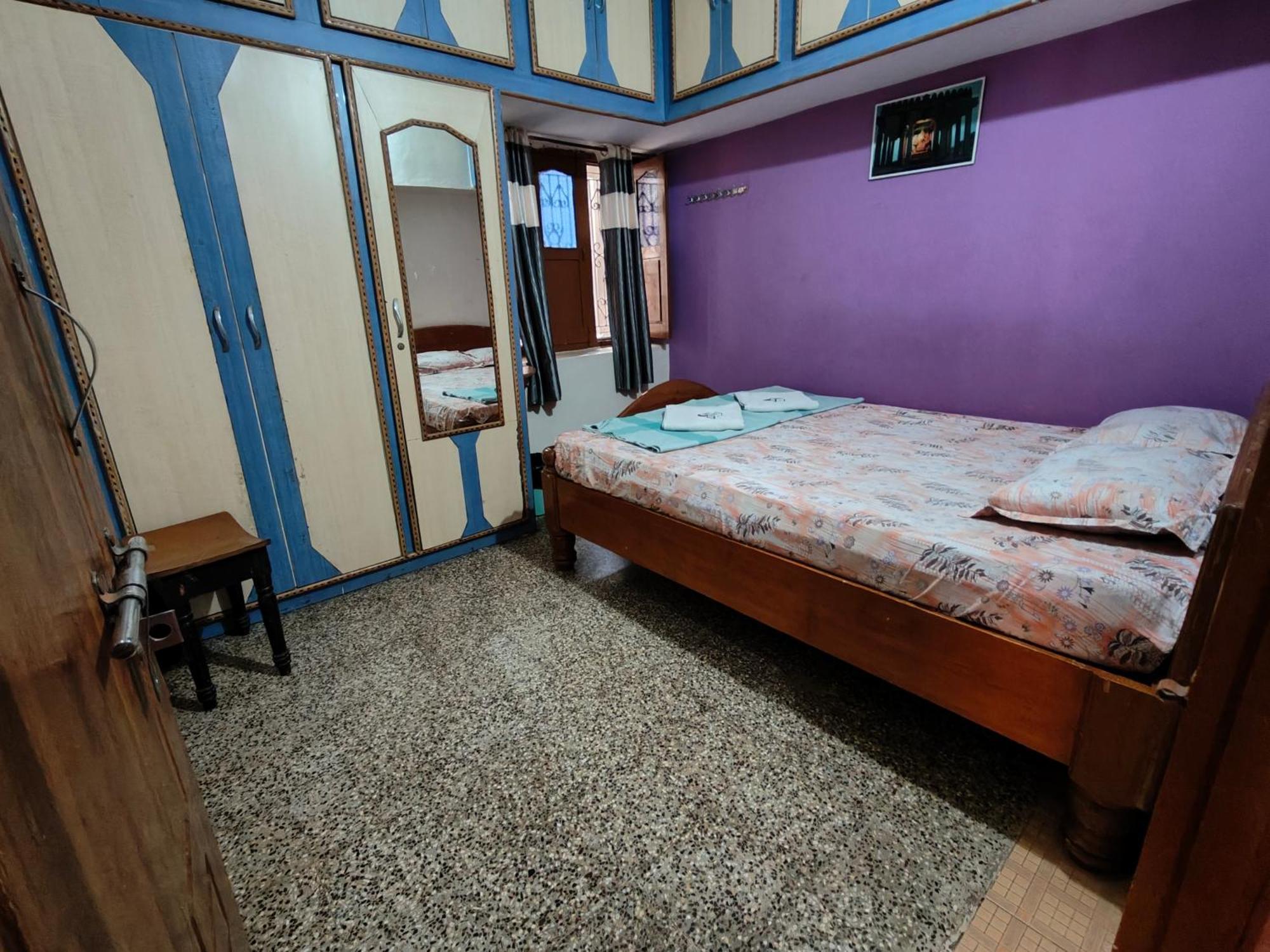Rocky Guesthouse Hampi Esterno foto
