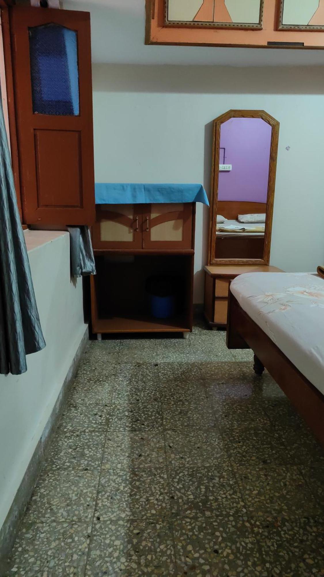 Rocky Guesthouse Hampi Esterno foto